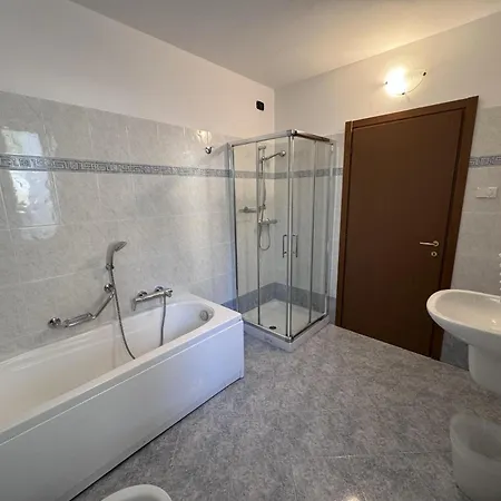 Aparthotel Letizia 3*